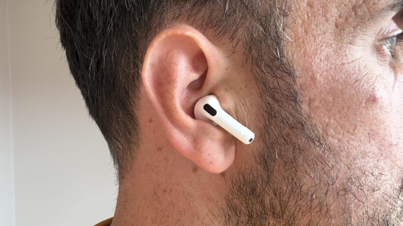 AirPods 4